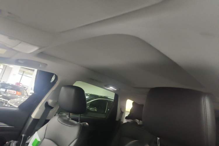 Used Buick Enclave 2022 652T Two-Wheel-Drive Prestige 7-Seater