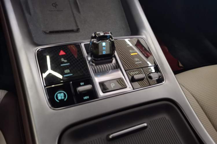 Used BYD Seal 2023 DM-i 1.5L 121km Prestige Model