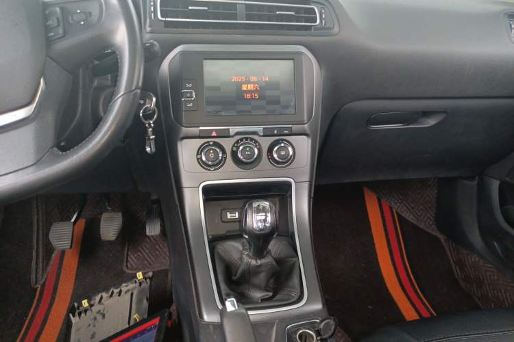 Used Citroen C4 Sega 2018 1.6L Manual Luxury Model
