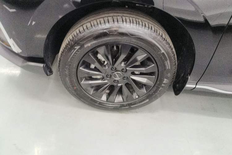 Used FORTHING T5 EVO 2024 1.5TD DCT Starry Edition
