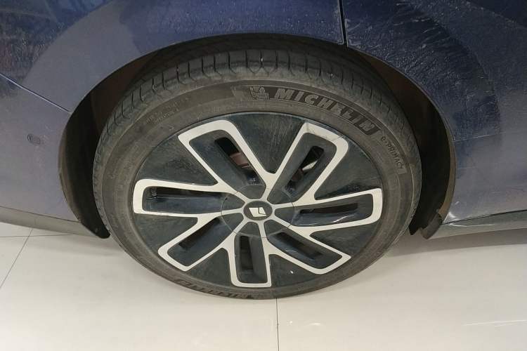 Used Baojun Enjoy 2025 All-Electric 600km Luxury Edition
