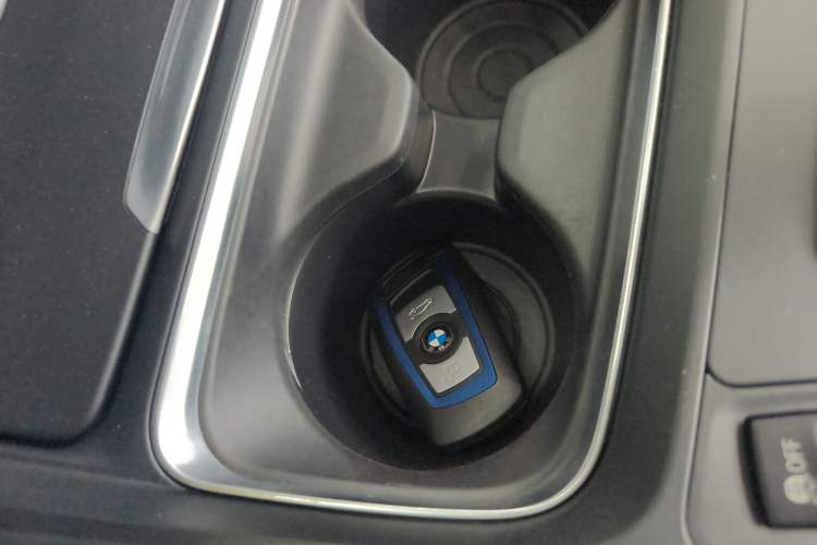 Used BMW 4 Series 2014 420i Convertible Fashion Model