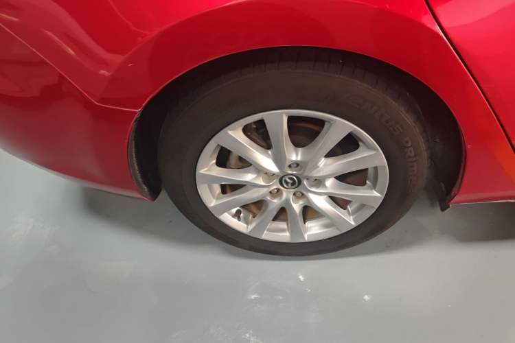 Used Mazda Atenza 2017 2.0L Blue Sky Luxury Edition
