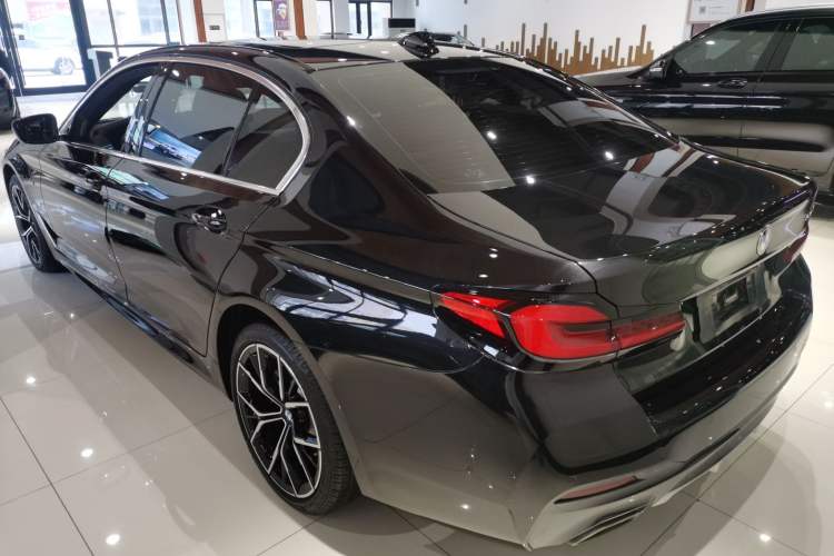 Used BMW 5 Series 2021 530Li Luxury Edition M Sport Package
