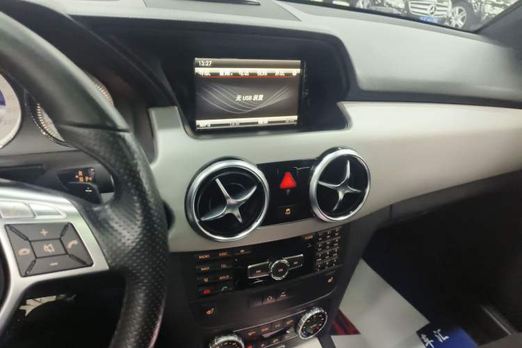 Used Mercedes-Benz GLK-Class 2015 GLK 300 4MATIC Fashion Edition Ultimate Version