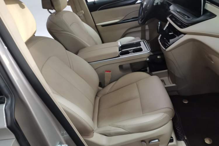 Used Buick GL8 2023 ES Lu Zun Deluxe Model