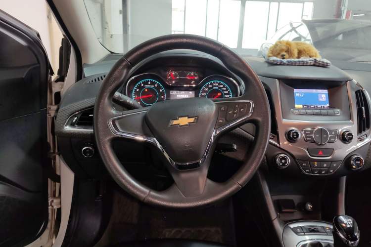 Used Chevrolet Cruze 2015 1.5L Manual Elite Edition