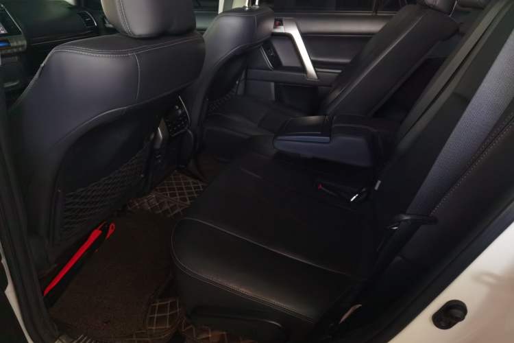 Used Toyota Prado 2018 3.5L Automatic TX-L with Rear-Mounted Spare Tire
