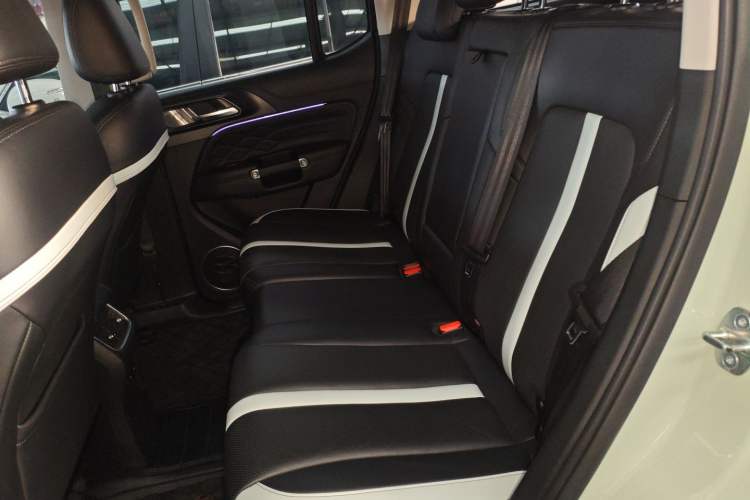 Used Tank 300 2021 City Edition 2.0T—Truly Stylish