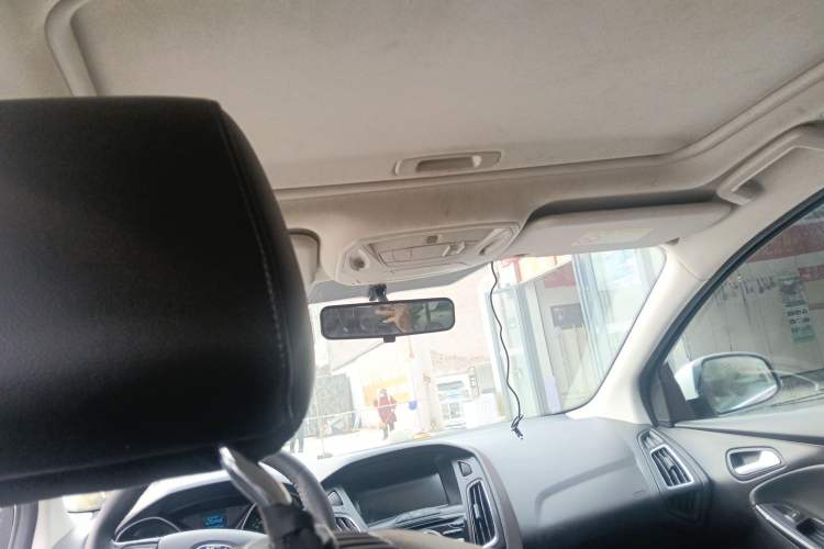 Used Ford Focus 2017 Hatchback 1.6L Automatic Fashion Edition Smart Drive Version