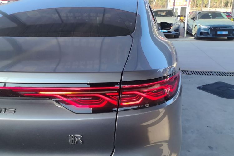 Used BYD Han 2023 EV Champion Edition 605KM Front-Drive Premium Model
