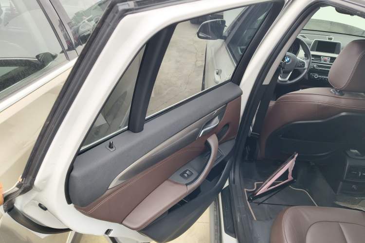 Used BMW X1 2016 sDrive20Li Luxury Model