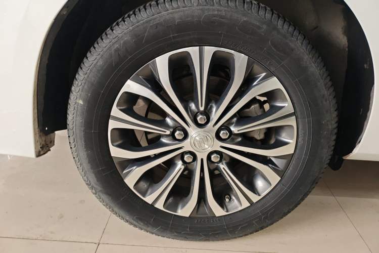 Used Buick GL8 2022 Land Executive Class 652T Prestige Model