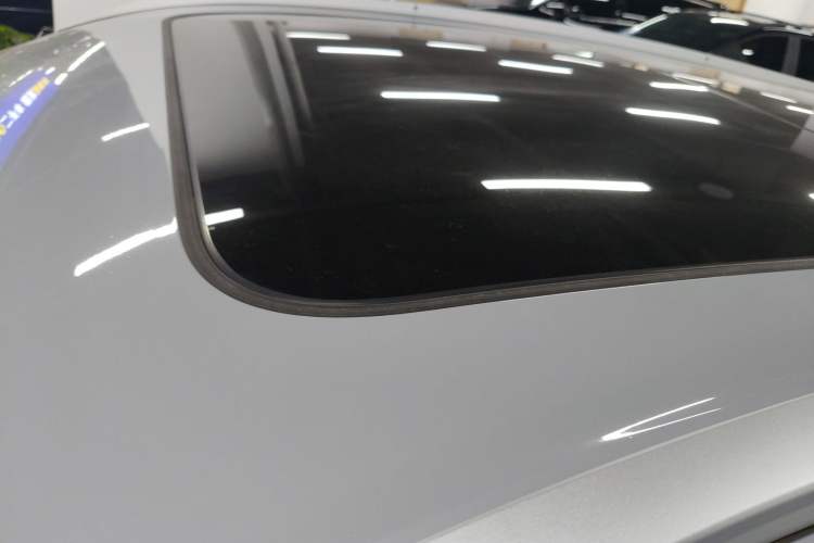 Used  E5 2024 530km Starship Edition
