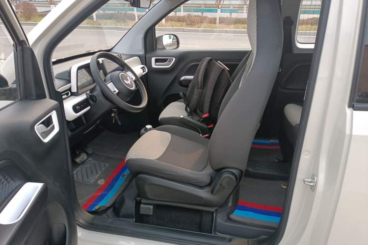 Used Wuling Hongguang MINIEV 2024 3rd Generation 215km Youth Edition