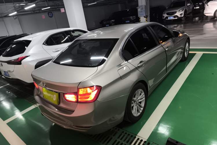 Used BMW 3 Series 2015 320Li Luxury Edition Fashion Model
