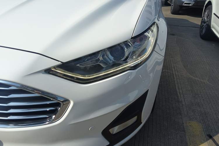 Used Ford Mondeo 2018 EcoBoost 180 Smart Control Fashion Model China V Standard