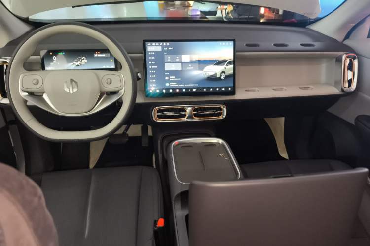 Used Leapmotor B10 2025 510 Joyful Edition
