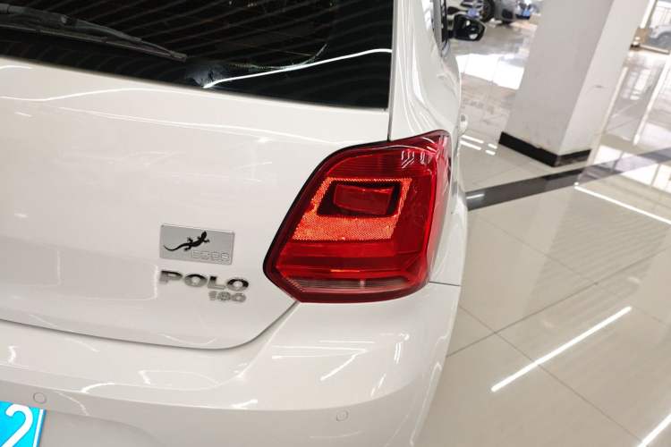 Used Volkswagen Polo 2018 1.5L Automatic Enjoyment Model
