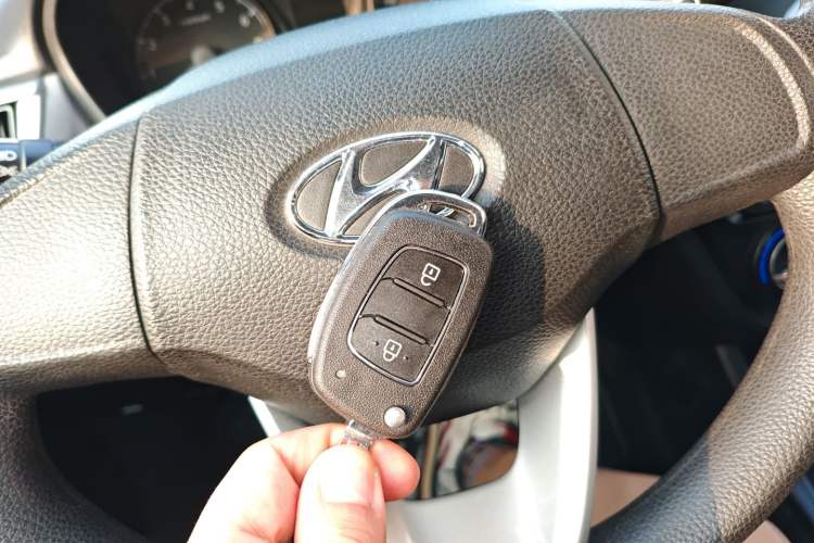 Used Hyundai Verna 2017 1.4L Automatic YueXiang Edition China V-standard