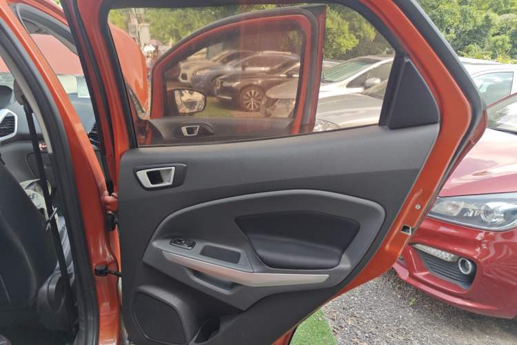 Used Ford EcoSport 2013 1.5L Automatic Fashion Model
