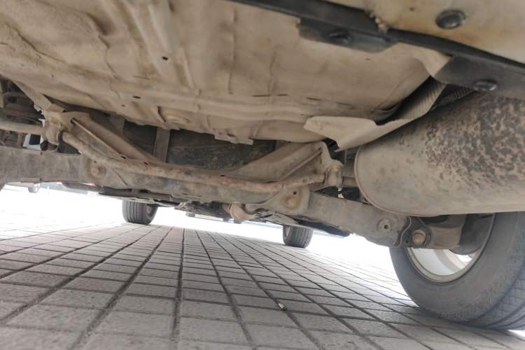 Used Dongfeng Aeolus AX7 2015 2.0L Manual Zhiyi Trim