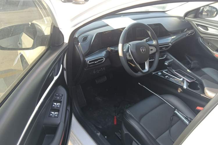 Used Changan Eado 2020 PLUS Blue Whale NE 1.4T GDI DCT Prestige Model
