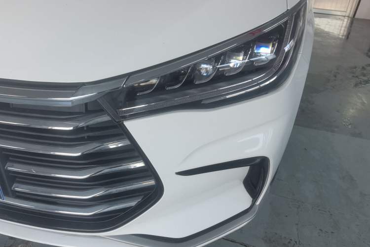 Used BYD Song MAX 2021 Upgraded Model 1.5T Manual Luxury 7-Seater
