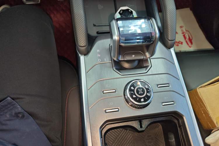 Used JETOUR Traveler 2023 2.0T All-Wheel Drive Conquer PRO
