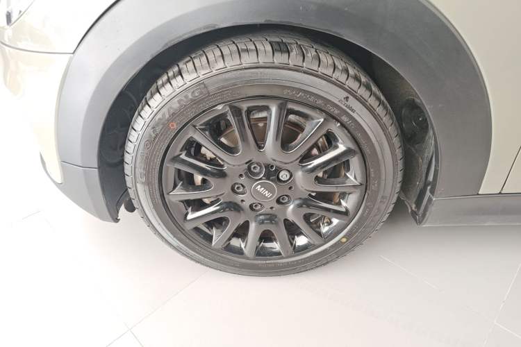 Used  MINI 2019 1.5T COOPER Classic Edition
