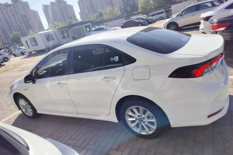 Used Toyota Corolla 2021 Dual-Motor 1.8L E-CVT Elite Edition
