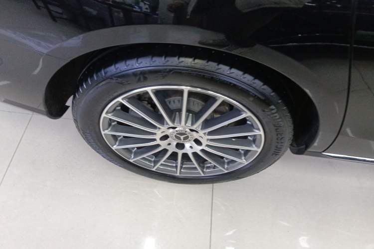 Used Mercedes-Benz E-Class 2023 E 260 L
