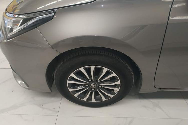 Used Toyota Corolla 2017 Revised Version 1.2T S-CVT GL