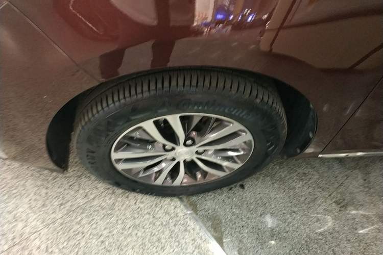 Used Buick GL8 2023 ES Lu Zun Deluxe Model
