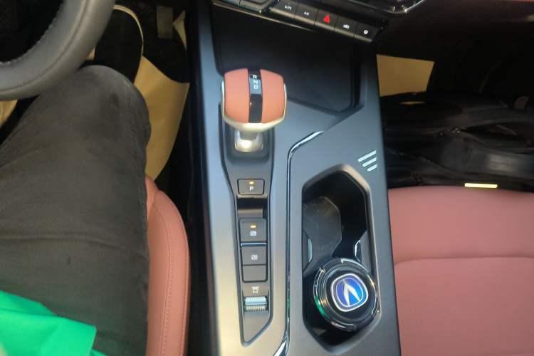 Used Changan X5 PLUS 
