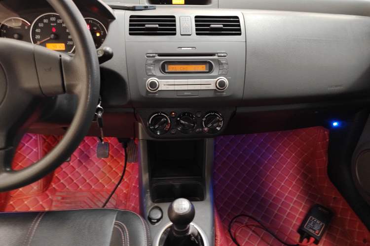 Used Suzuki Swift 2013 1.5L Manual Standard Edition
