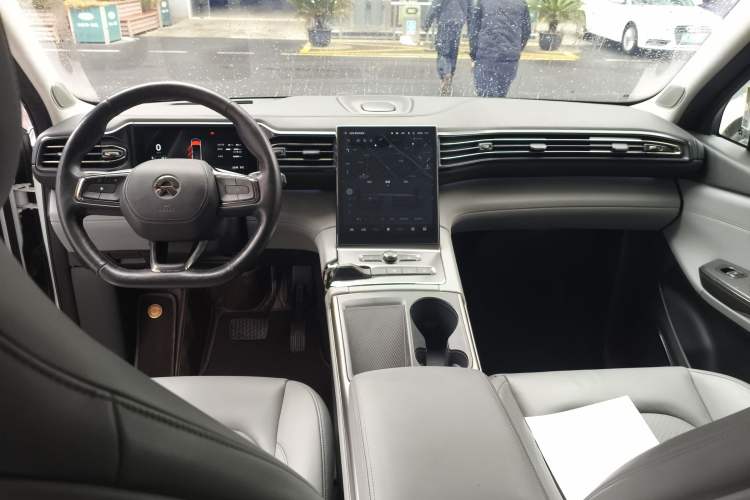 Used Nio ES6 2019 430 km Performance Version
