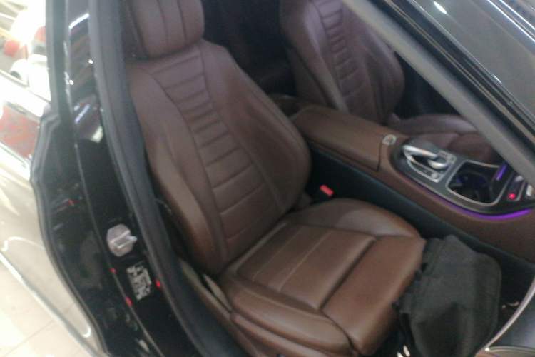 Used Mercedes-Benz E-Class 2018 Facelift E 200 L Sport 4MATIC
