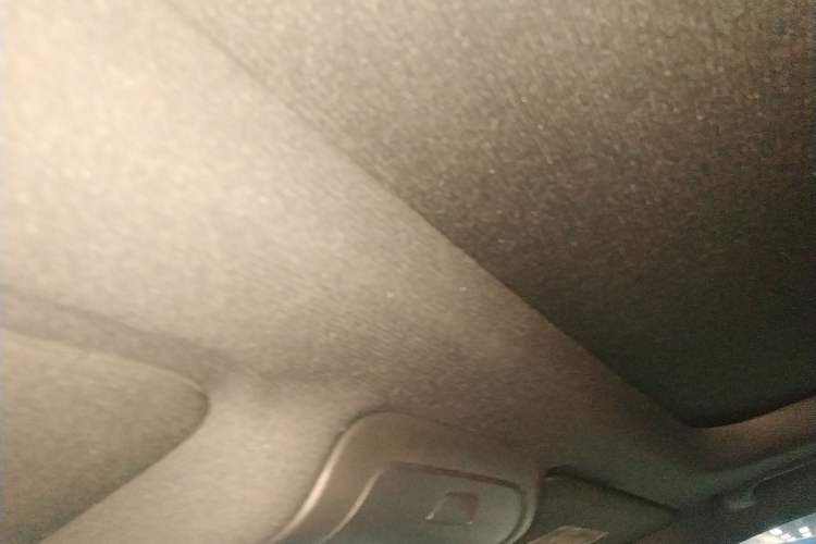 Used Cadillac XT4 2018 28T Two-Wheel Drive Leading Version
