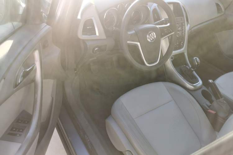 Used Buick GT 2014 XT 1.6L Manual Entry-Level Model
