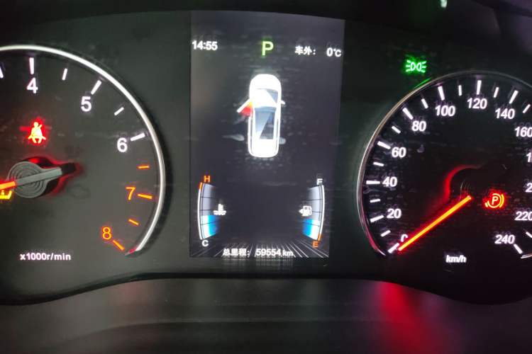 Used BYD Song MAX 2018 1.5T Automatic Smart Connect Elite Model with 6 Seats