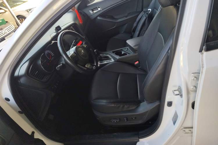 Used Kia K5 2014 2.0L Automatic LUXURY
