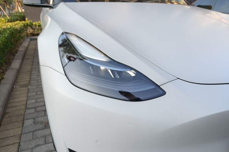 Used Tesla Model Y 2022 Rear-Wheel-Drive Version