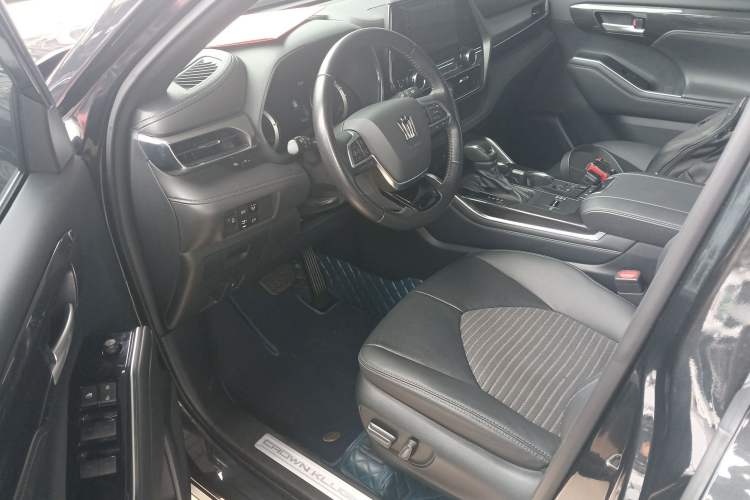 Used Toyota Crown Land Cruiser 2021 2.5L HEV Four-Wheel Drive Luxury Edition
