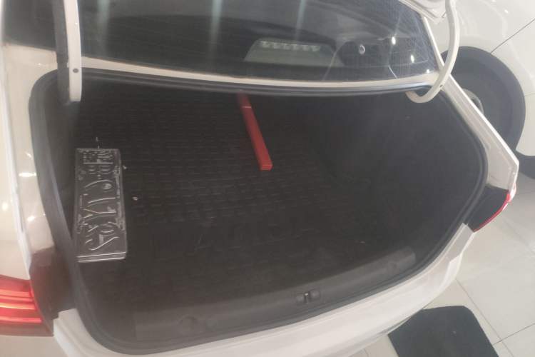 Used Volkswagen Lavida 2015 230TSI DSG Comfort Edition
