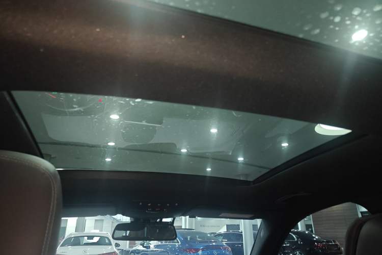 Used Mercedes-Benz GLC 2018 GLC 260 4MATIC Dynamic Edition
