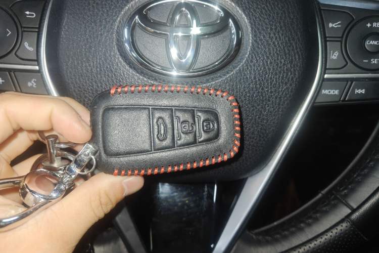 Used Toyota Camry 2018 2.5G Luxury Edition
