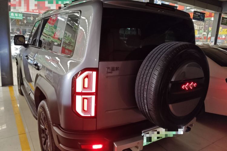 Used  Leopard 5 2023 Navigator Edition
