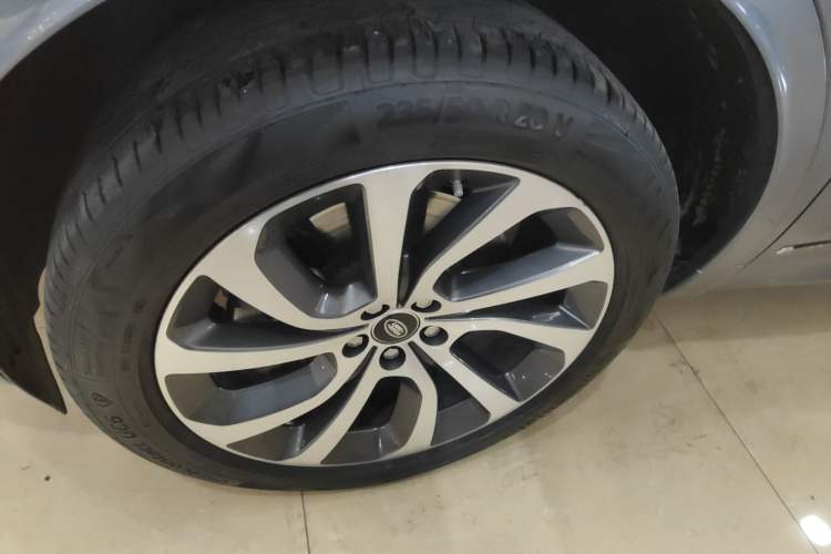 Used Land Rover Discovery Sport 2020 249 PS R-Dynamic Performance Edition
