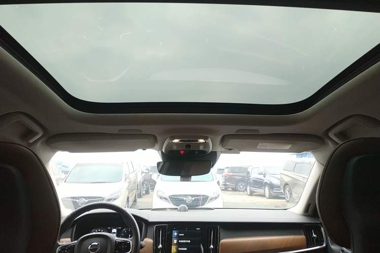 Used Volvo S90 2018 T5 Prestige Edition